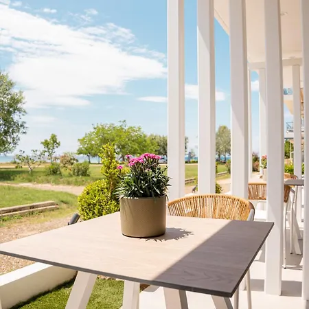 Apartment Irista *
