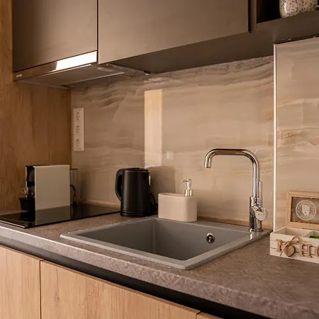 Irista By Golden Host Apartment Nea Moudania