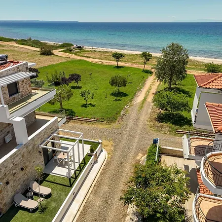 Irista By Golden Host Appartement Nea Moudania